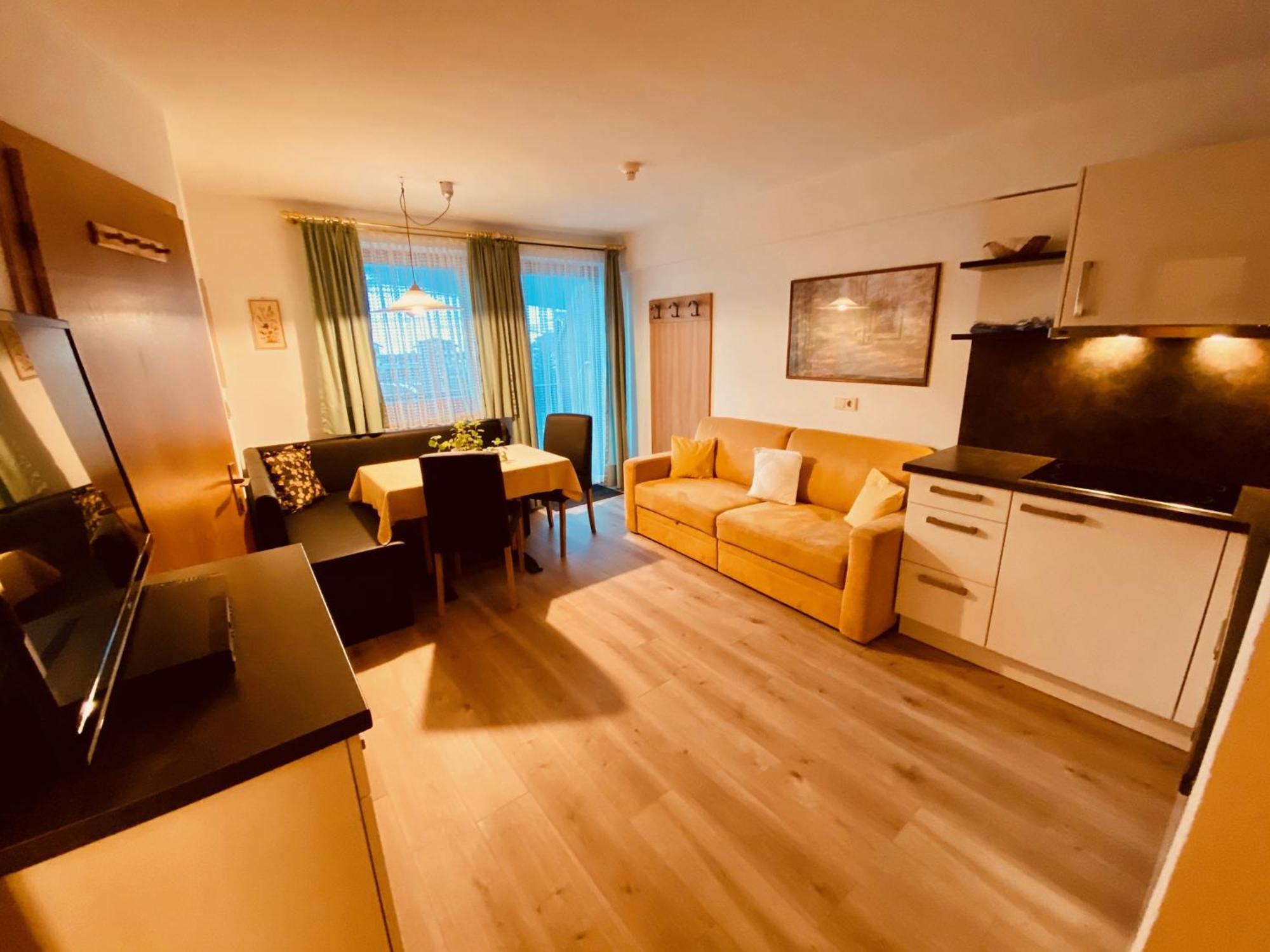 Apartments Residence Montana Разун-ді-Сопра Екстер'єр фото